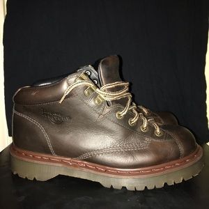 Dr. Martens 8287 in dark brown ankle boots